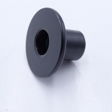 Entretoise fixation réservoir