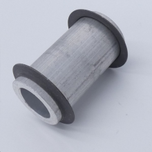 Entretoise de roue avant