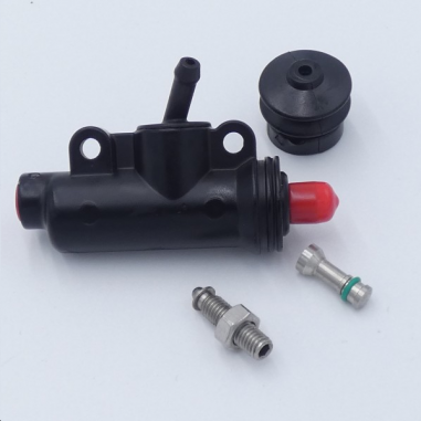 Maitre cylindre de frein arr /K