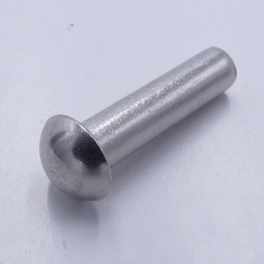 Rivet de roue